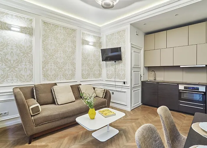 Apartment Louvre Museum By Studio Prestige
